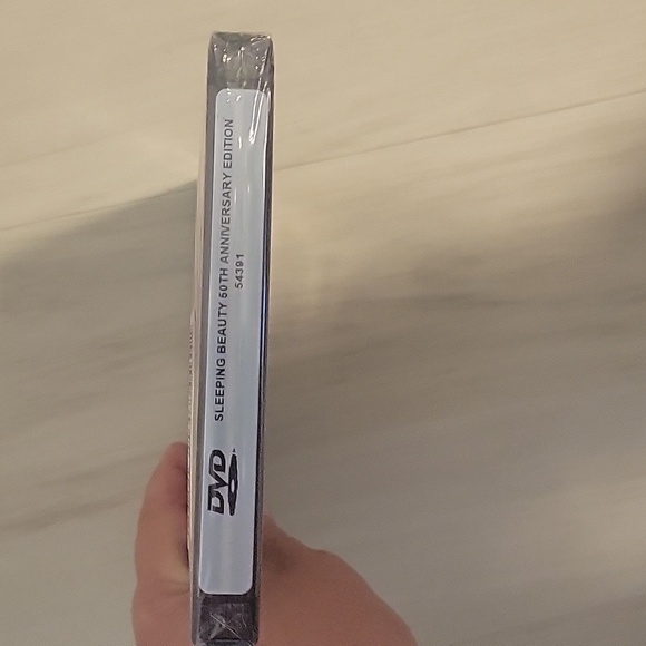 4 unopened Disney DVDs - Picture 6 of 12